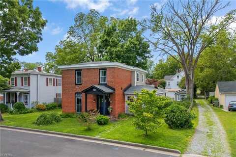 429 4th Street, West Point, VA 23181