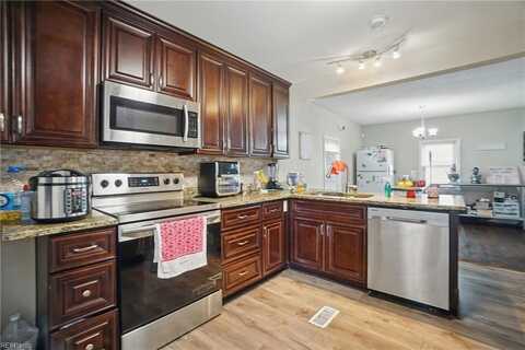 3033 Somme Avenue, Norfolk, VA 23509