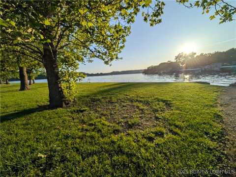 2021 Wilson Bend Road, Gravois Mills, MO 65037