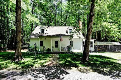 2944 Ridge Road, Cobbs Creek, VA 23035