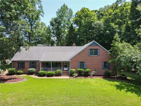 5500 Nuthatch Drive, Williamsburg, VA 23185