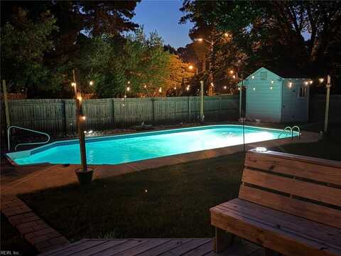 832 Doe Run Drive, Chesapeake, VA 23322