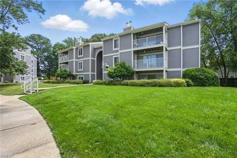 1012 Autumn Woods Lane, Virginia Beach, VA 23454