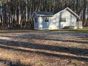 171 Lillys Neck Road, Mathews, VA 23109