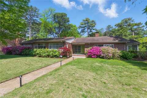 6076 Newport Point, Norfolk, VA 23505