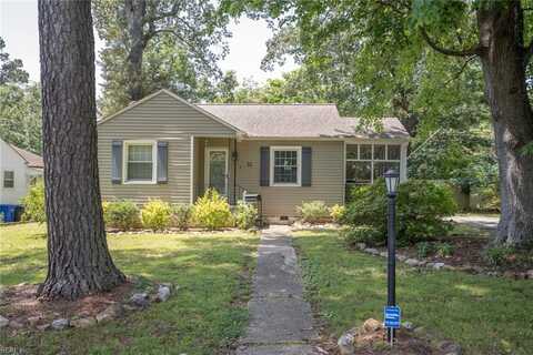 13 Matthew Road, Newport News, VA 23601