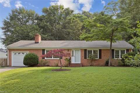 4 Everett Drive, Newport News, VA 23602