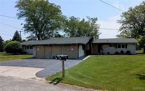71 Steele Circle, Niagara, NY 14304