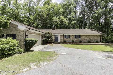 27 Raccoon Branch Road, Tarboro, NC 27886