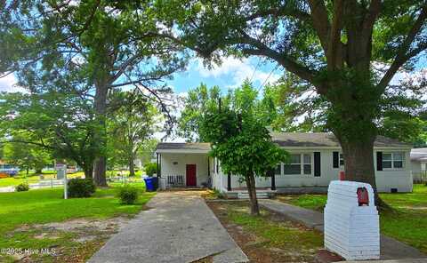 307 Clairmont Circle, Greenville, NC 27834