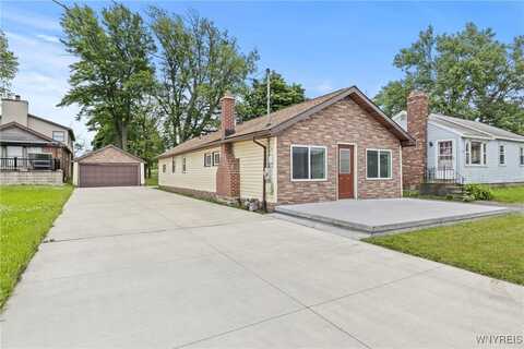 150 Midshore Drive, Hamburg, NY 14219