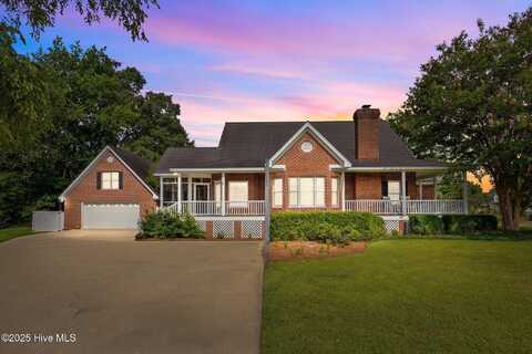 2001 Summerfield Drive, Tarboro, NC 27886
