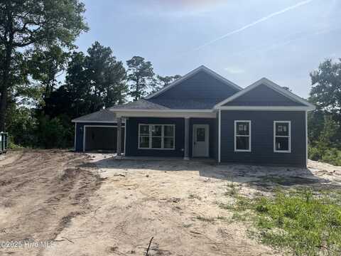 121 Pine Needle Circle, Cape Carteret, NC 28584