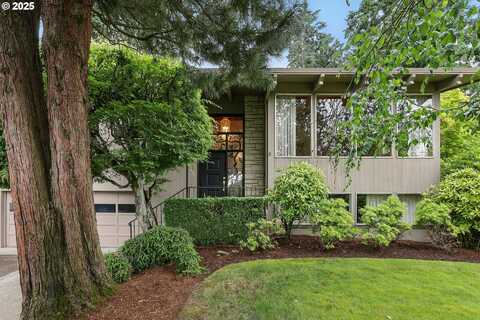 845 NW DAY DR, Gresham, OR 97030