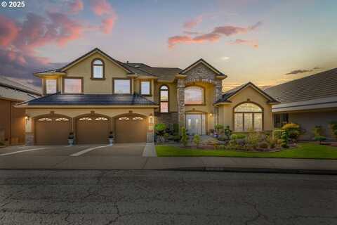 9337 SE PENNINGTON CT, Happy Valley, OR 97086