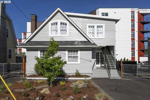 2125 NE 48TH AVE, Portland, OR 97213