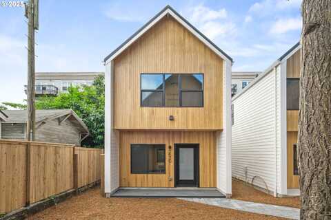 3530 NE 44th AVE, Portland, OR 97212