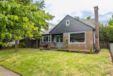 2416 SE 60TH AVE, Portland, OR 97206