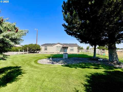 32415 E LOOP RD, Hermiston, OR 97838