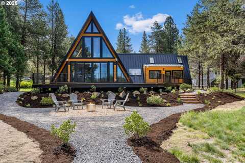 54665 SILVER FOX DR, Bend, OR 97707