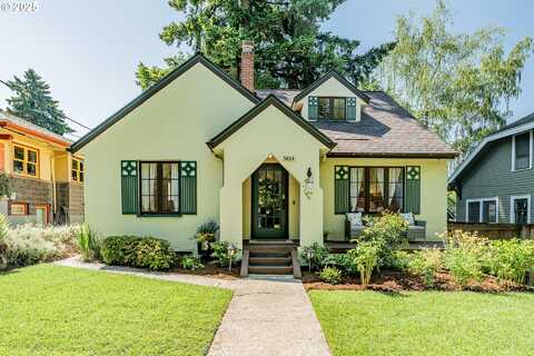 3824 SE CARLTON ST, Portland, OR 97202