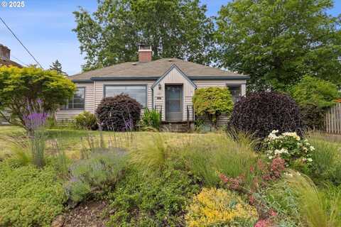 4621 NE 37TH AVE, Portland, OR 97211