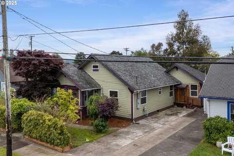 1006 STILLWELL AVE, Tillamook, OR 97141
