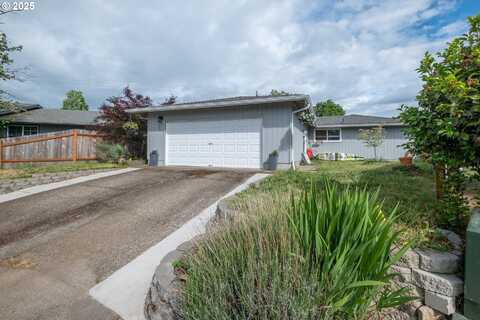 2261 FULTON PL, Albany, OR 97322