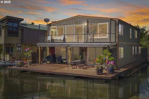 17597 NW Sauvie Island RD, Portland, OR 97231