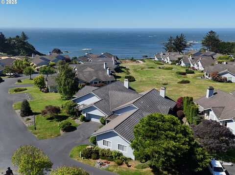 210 SCHOONER BAY DR, Brookings, OR 97415