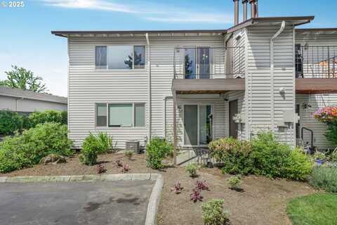 12510 SE STARK ST, Portland, OR 97233