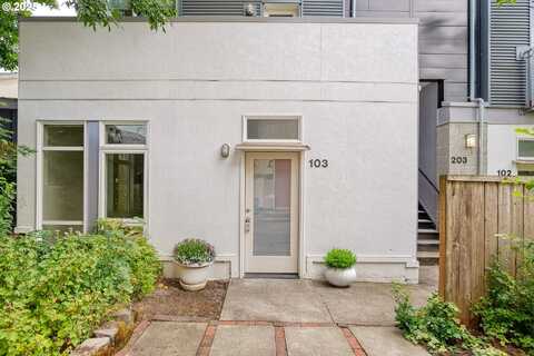 2021 SE CLINTON ST, Portland, OR 97202