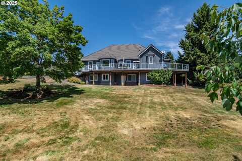 295 FAIRWAY VILLAGE LN, Roseburg, OR 97471