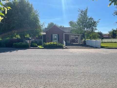 404 DEPOT ST, Enterprise, OR 97828