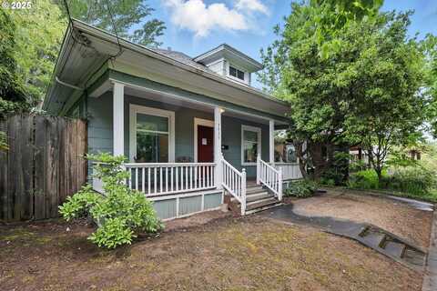 7439 N HURON AVE, Portland, OR 97203