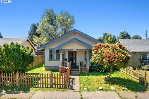 259 18TH AVE, Longview, WA 98632