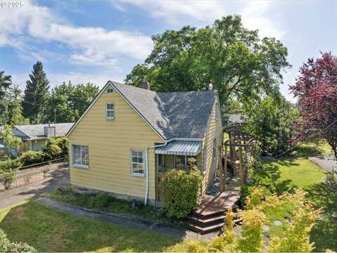 4830 NE 60TH AVE, Portland, OR 97218