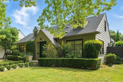 7338 N CHASE AVE, Portland, OR 97217