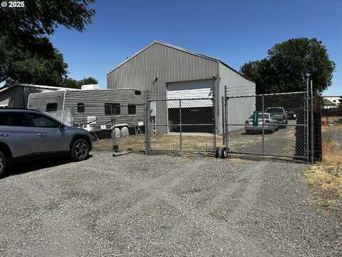 428 A ST, Dallesport, WA 98617