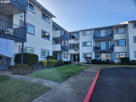 950 EVERGREEN RD, Woodburn, OR 97071