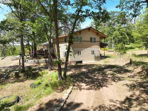 893 COUNTS RD, Goldendale, WA 98620