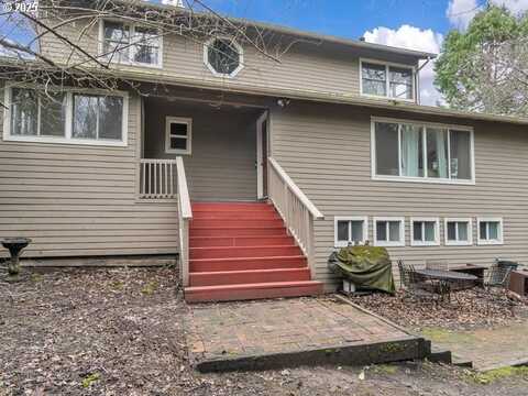 8421 SW 3RD AVE, Portland, OR 97219