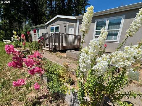 51211 MCKENZIE HWY, Vida, OR 97488