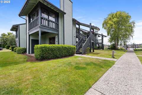 319 NE SKIPANON DR, Warrenton, OR 97146