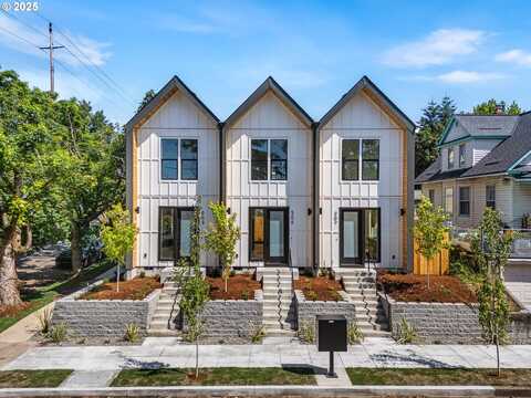 203 NE Going ST, Portland, OR 97211