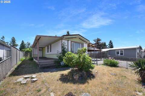 5207 DAISY ST, Springfield, OR 97478