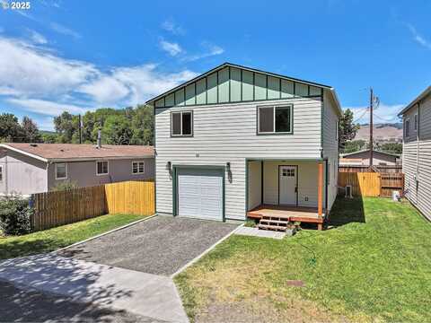 911 POPLAR DR, Dallesport, WA 98617