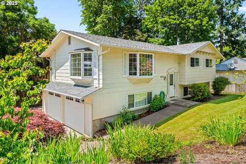 3211 STRATHMORE PL, Eugene, OR 97405