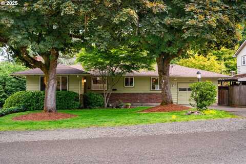 9004 SW 36TH AVE, Portland, OR 97219