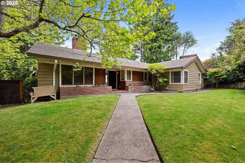 1228 11TH ST, Astoria, OR 97103